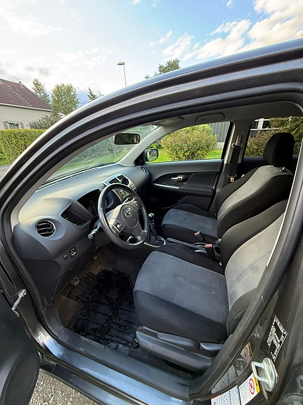 Toyota Urban Cruiser 11 of 20