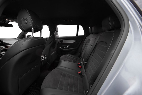 Mercedes-Benz EQC400 26 of 30