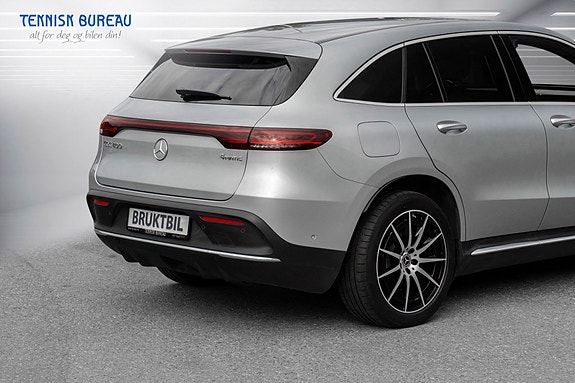 Mercedes-Benz EQC400 8 of 30