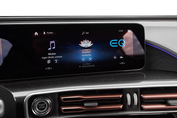 Mercedes-Benz EQC400 22 of 30