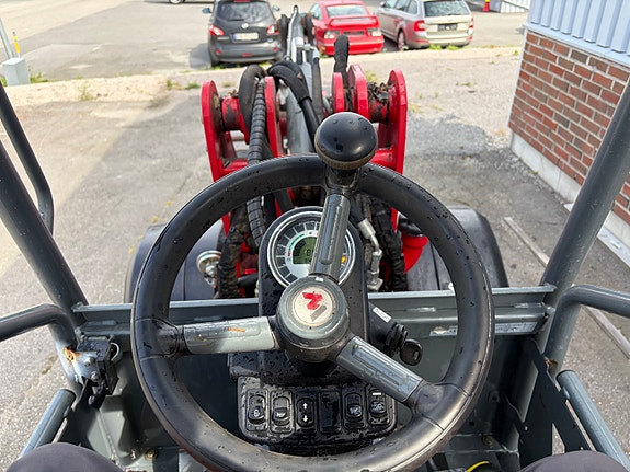 Weidemann 1380 Classic/Nye dekk/Euro/Høy løftehøyde 3,2m/Lavt tårn/3/4 funksjon 7 of 10