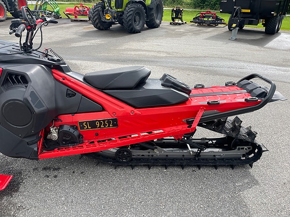Lynx Shredder RE 850 E-TEC Turbo R 3 of 6