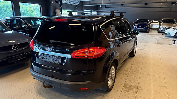 Ford S-MAX 2 of 5