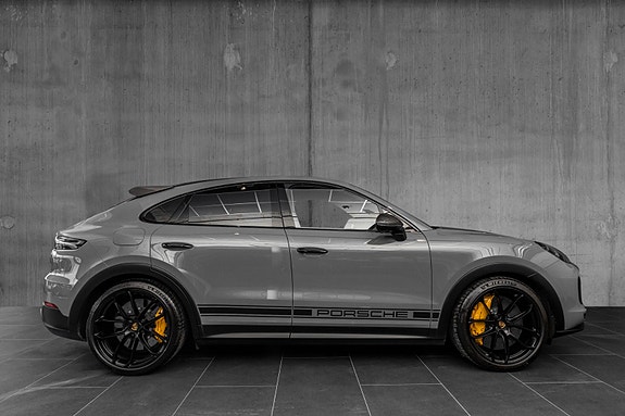 Porsche Cayenne Coupe 8 of 30