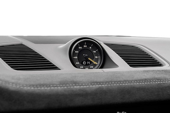 Porsche Cayenne Coupe 18 of 30