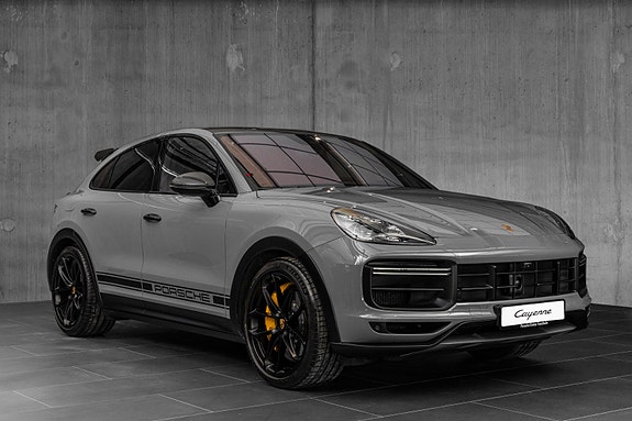 Porsche Cayenne Coupe 11 of 30