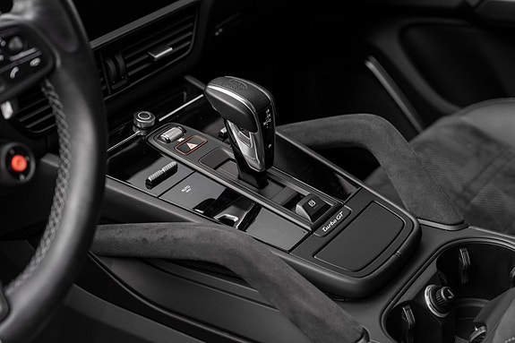 Porsche Cayenne Coupe 25 of 30