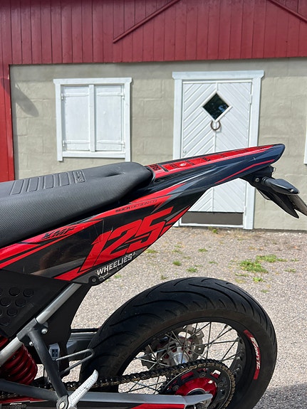 Fantic 125M 12 of 16