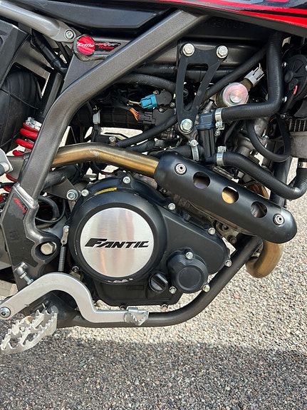 Fantic 125M 8 of 16