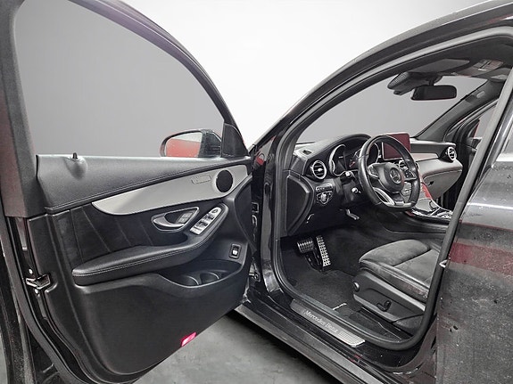 Mercedes-Benz GLC350 e 8 of 18