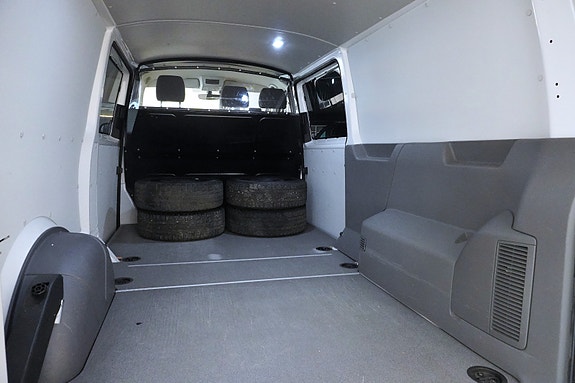 Volkswagen Transporter 27 of 27