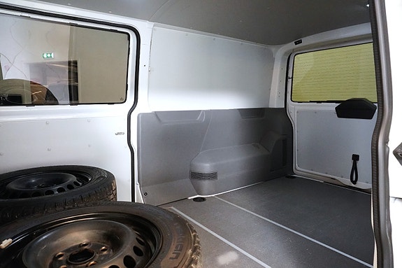 Volkswagen Transporter 25 of 27