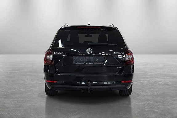 Skoda Octavia 4 of 5