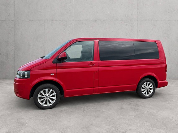 Volkswagen Multivan 2 of 21