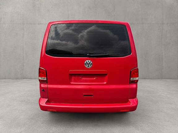 Volkswagen Multivan 5 of 21