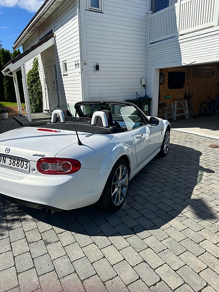 Mazda MX-5 6 of 19