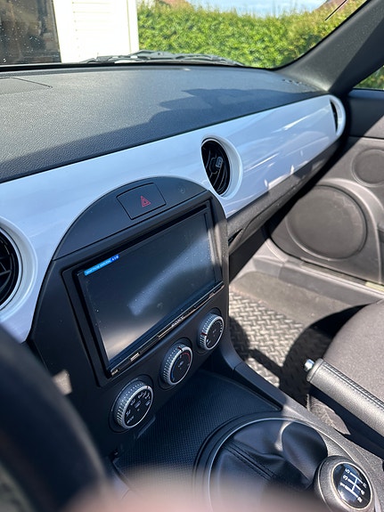 Mazda MX-5 12 of 19