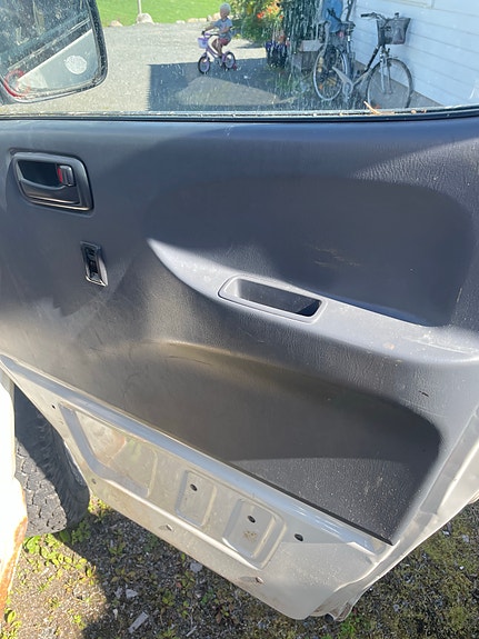 Toyota HiAce 8 of 14