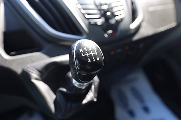 Ford Transit 16 of 25