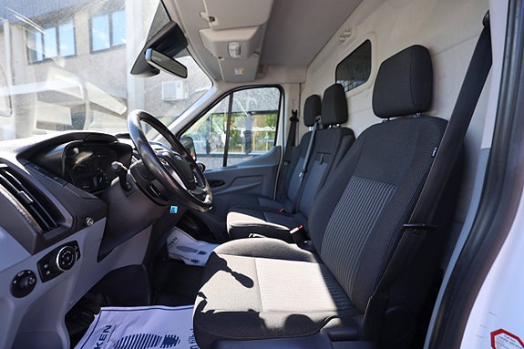 Ford Transit 11 of 25