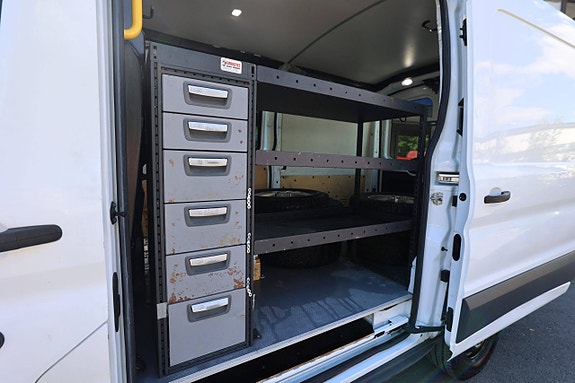 Ford Transit 21 of 25