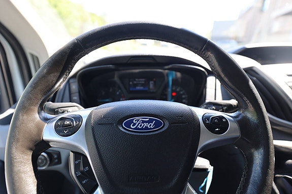 Ford Transit 15 of 25