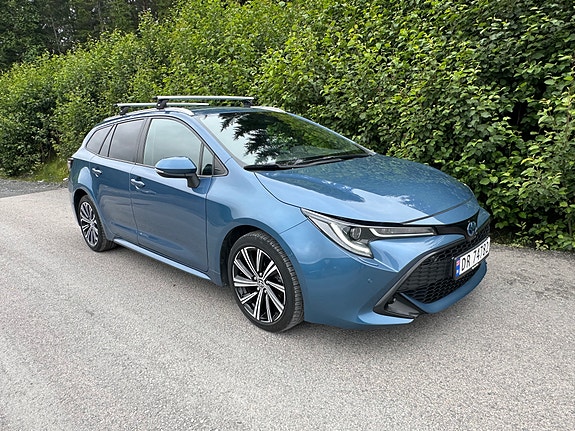Toyota Corolla 7 of 30