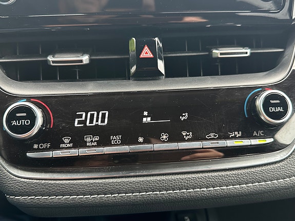 Toyota Corolla 25 of 30