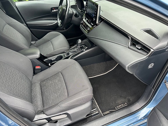 Toyota Corolla 11 of 30
