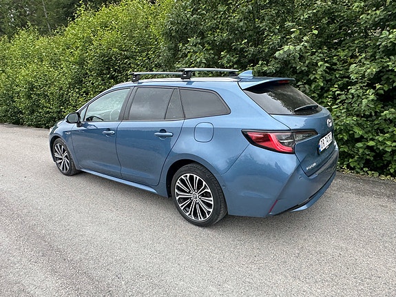Toyota Corolla 3 of 30