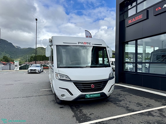 Pilote Vellholdt G740C Solceller og vinterdekk, m.m. 2 of 23