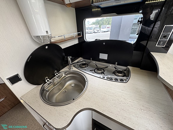 Pilote Vellholdt G740C Solceller og vinterdekk, m.m. 9 of 23