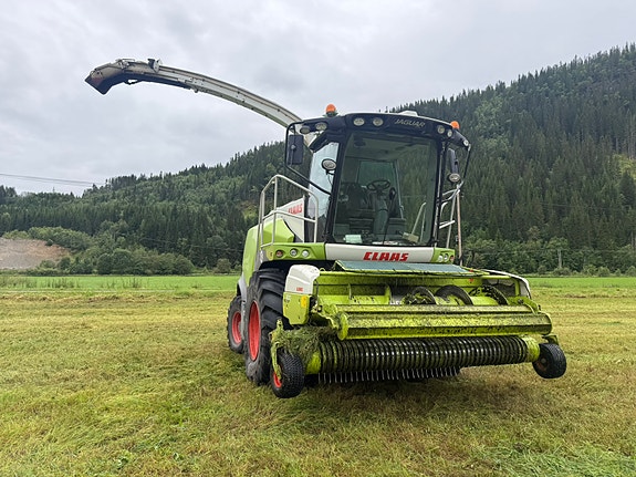 Claas Jaguar 850 2 of 5