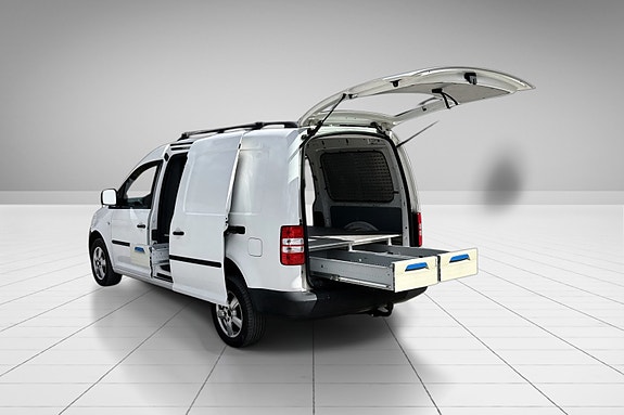 Volkswagen Caddy Maxi 9 of 17