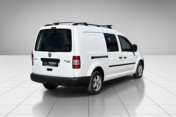 Volkswagen Caddy Maxi 6 of 17