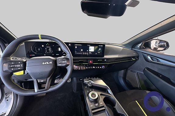 Kia EV6 14 of 19