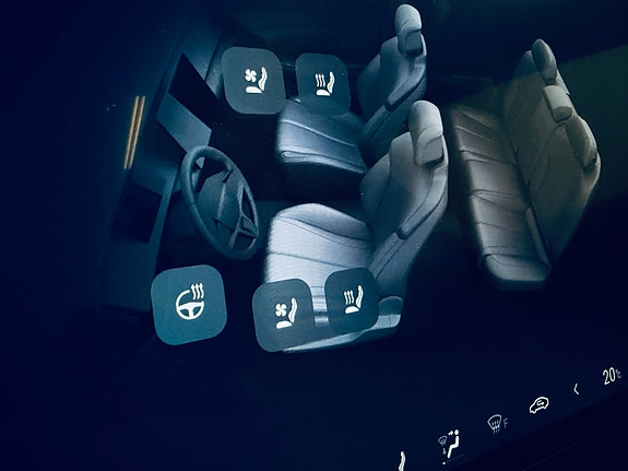 BYD Seal 12 of 21