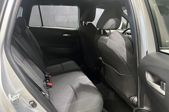 Toyota Corolla Cross 16 of 18
