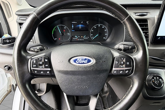 Ford Transit 23 of 23
