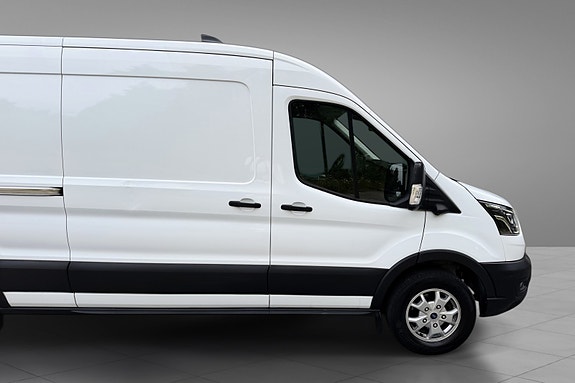 Ford Transit 10 of 23