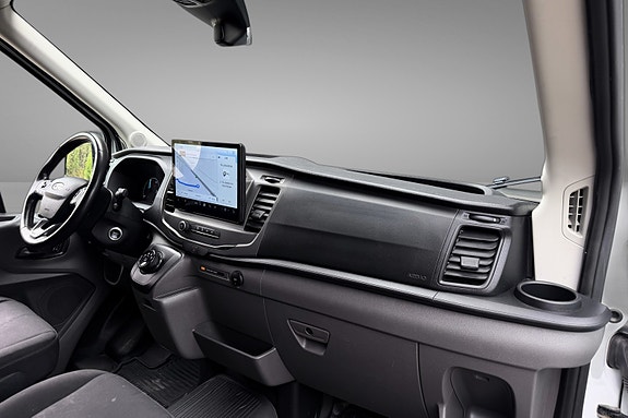 Ford Transit 17 of 23