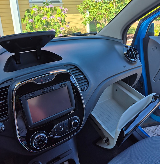 Renault Captur 13 of 25