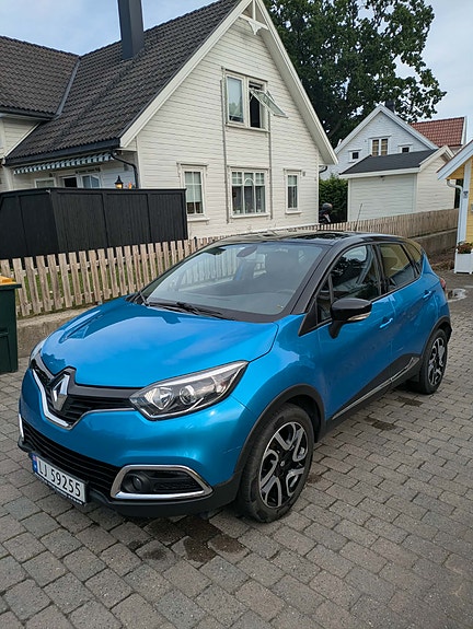 Renault Captur 2 of 25