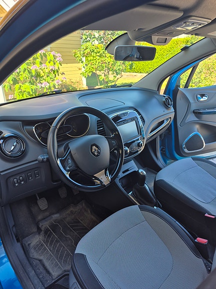 Renault Captur 7 of 25