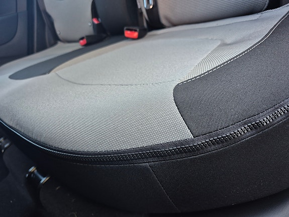 Renault Captur 17 of 25