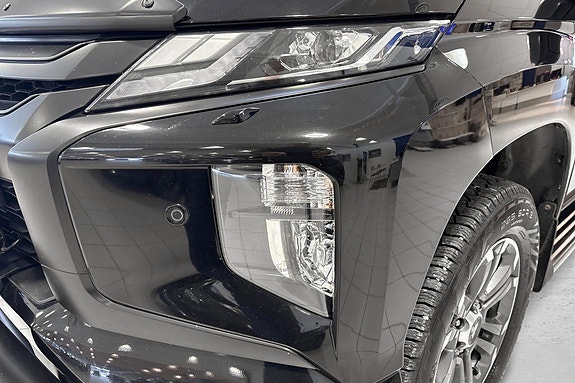 Mitsubishi L200 9 of 23