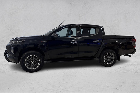 Mitsubishi L200 2 of 5