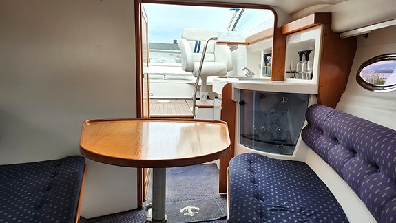 Nidelv 750 Sport - Klassisk norskbygd daycruiser med helt ny motor 13 of 19