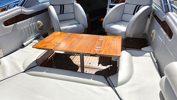 Nidelv 750 Sport - Klassisk norskbygd daycruiser med helt ny motor 9 of 19