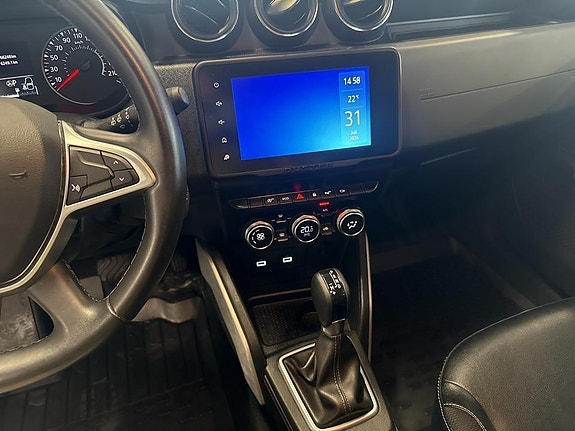 Dacia Duster 10 of 17